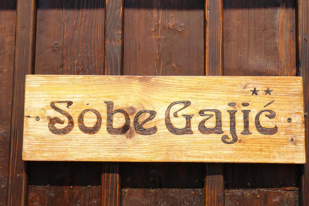 Sobe Gajic Σρέμσκι Καρλόβτσι Εξωτερικό φωτογραφία